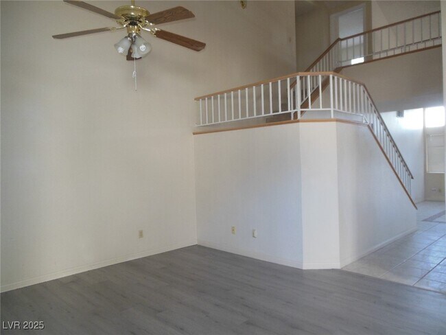 Building Photo - 2047 Angel Falls Dr