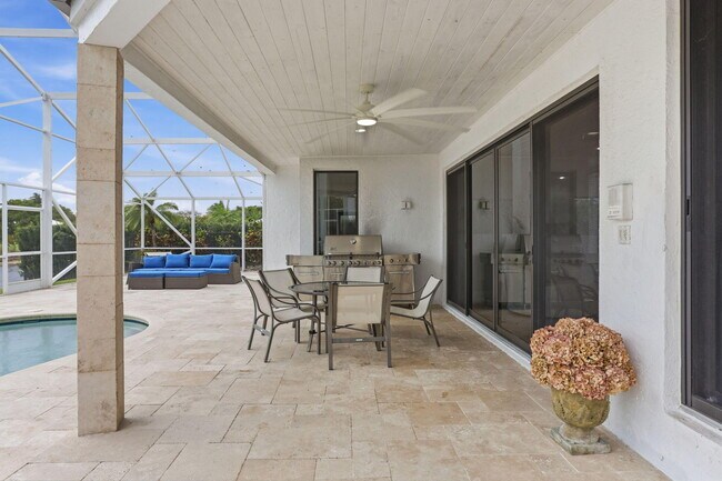 Building Photo - 11180 Isle Brook Ct