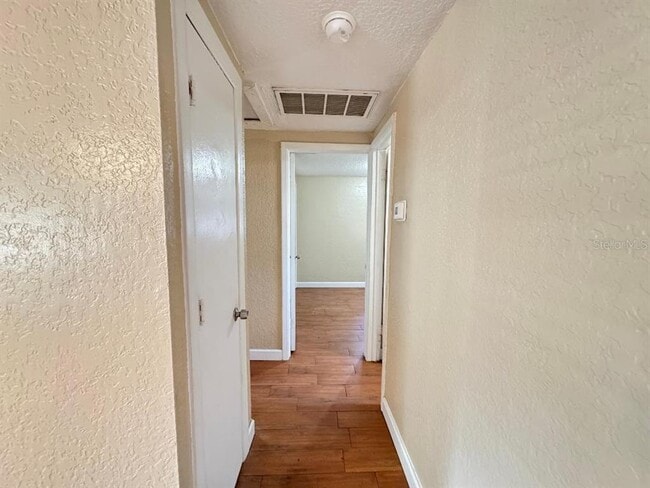 Building Photo - 37221 Marlu Ln