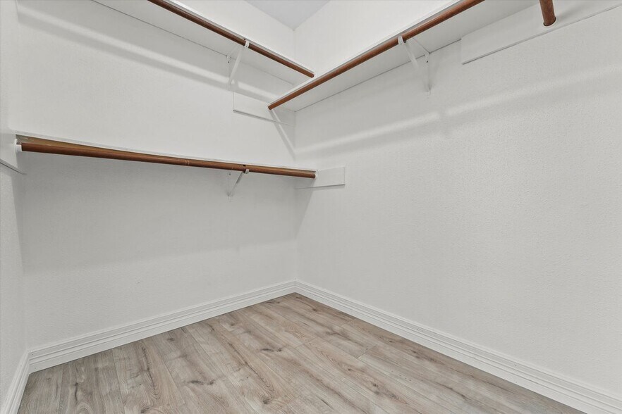 Building Photo - 7314 Ridgeberry Dr