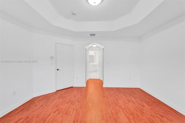 Building Photo - 11348 NW 73rd Terrace