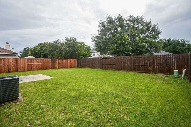 Building Photo - 13911 Sorrel Grove Ct