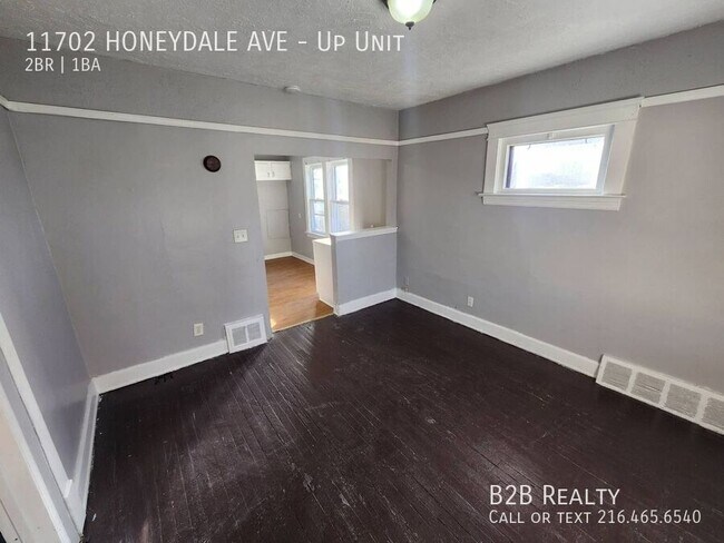 Building Photo - 11702 Honeydale Ave