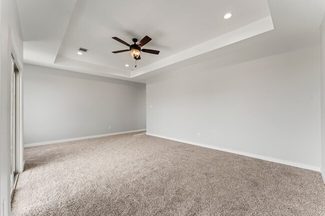 Building Photo - 7007 Longmire Cir