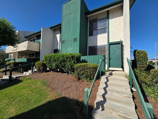Building Photo - 15301 Santa Gertrudes Ave