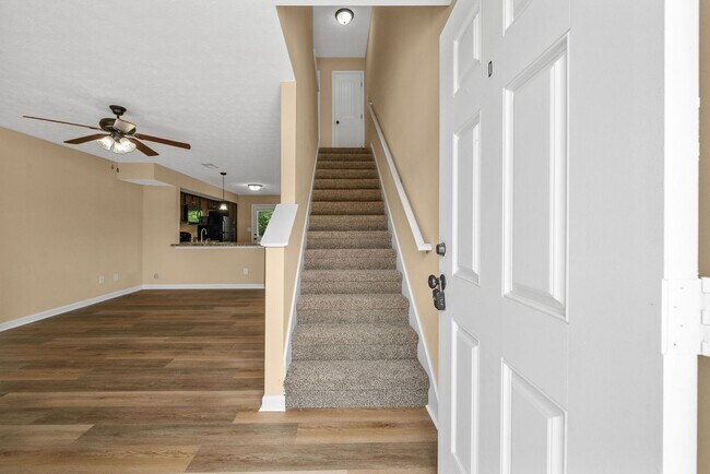Building Photo - 2260 McCormick Lane