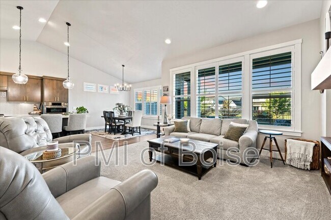 Building Photo - 10238 Hazy Gln Dr