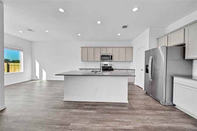 Building Photo - 12115 Blue Coast Ln