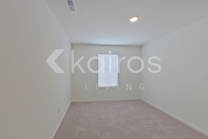 Building Photo - 273 Gaston Cir