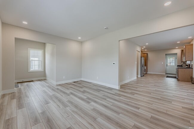 Building Photo - 2013 Vogel Rd