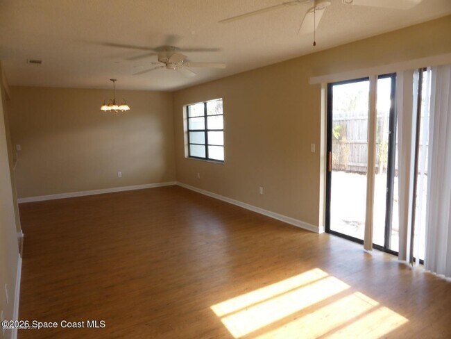 Building Photo - 2175 Highland Ave