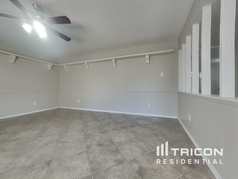 Building Photo - 5534 Canyon Forest Dr