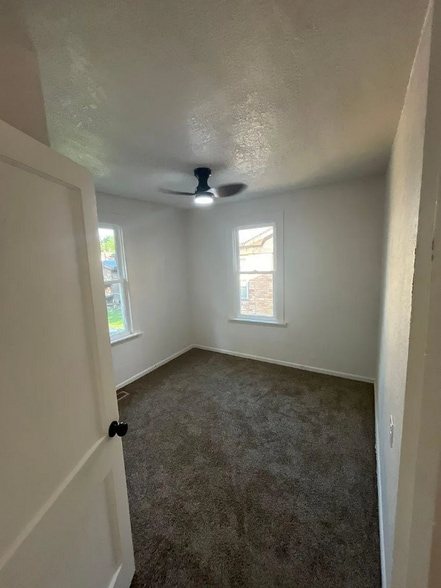 Building Photo - 509 E North St