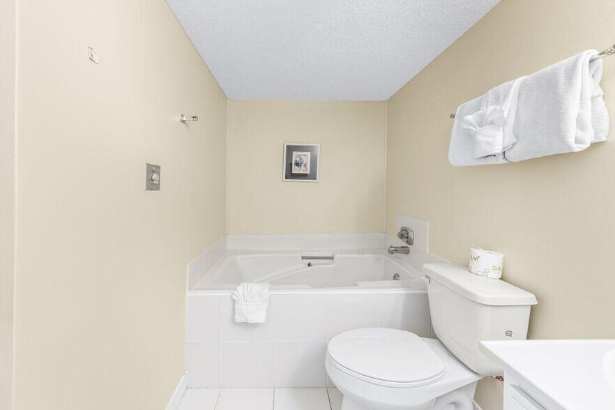 Building Photo - 25300 Perdido Beach Blvd