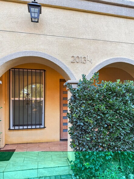 Building Photo - 2013 Raymond Ave