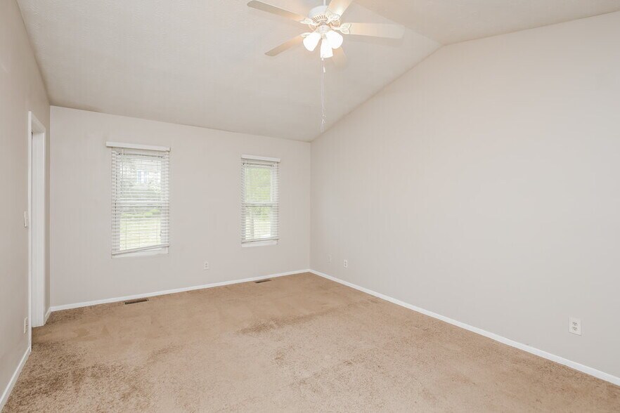 Building Photo - 2669 Crystal Ln
