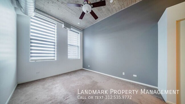Building Photo - 758 N Larrabee St
