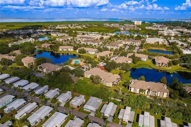 Building Photo - 10263 Gandy Blvd N