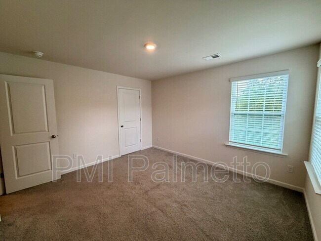 Building Photo - 771 Tiger Lily Drive