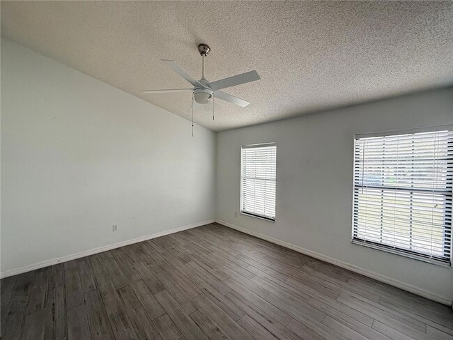 Building Photo - 3718 Linsbury St