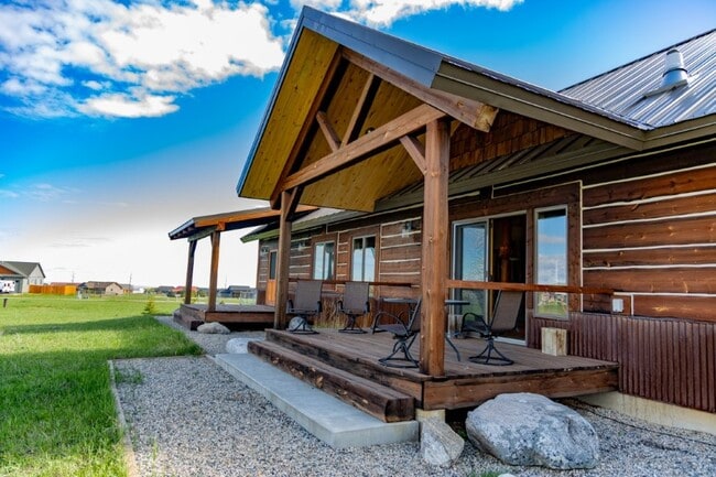 Building Photo - 60 Remington Ranch Rd