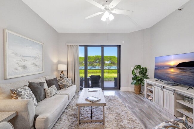 Building Photo - 200 Waterway Rd