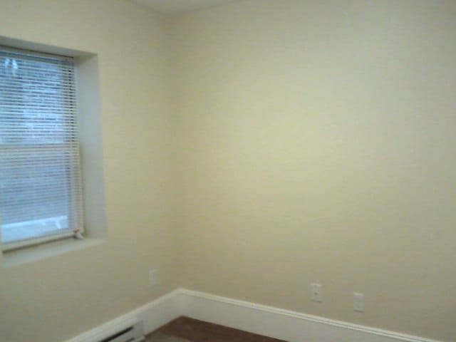 Building Photo - 61 Park Dr