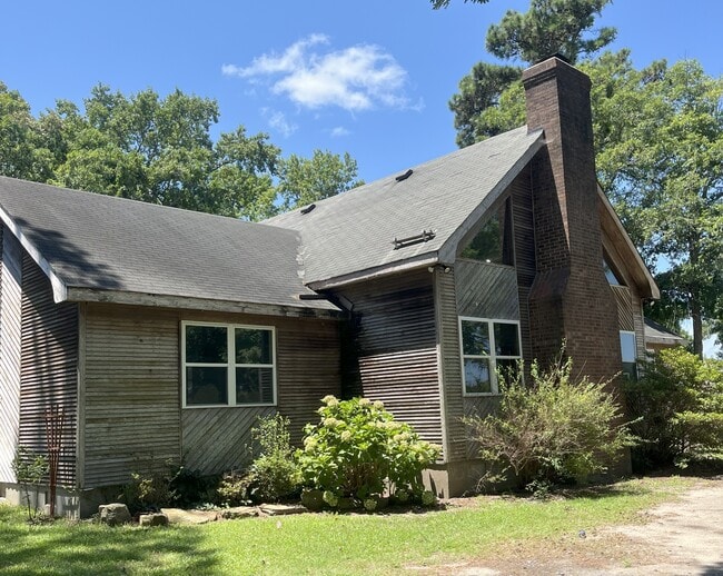 Primary Photo - 396 Jarvisburg Rd