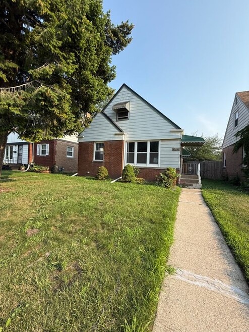 Building Photo - 27 164th Pl
