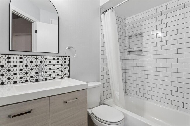 Building Photo - 11325 Stratton Park Dr
