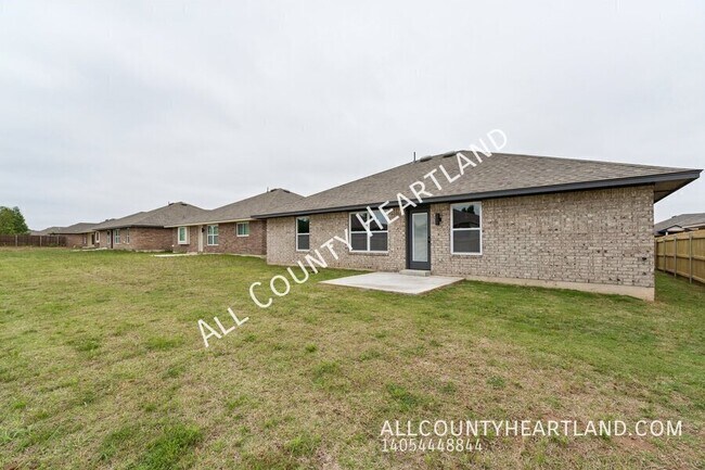 Building Photo - 1017 Redwood Creek Dr
