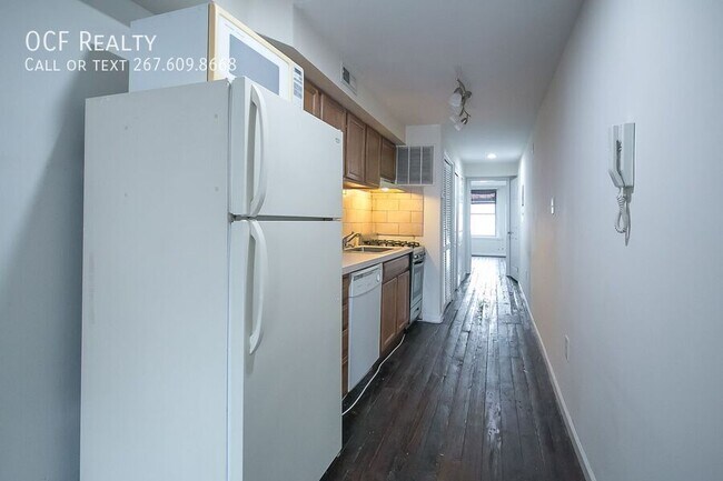 Primary Photo - 229 Market St