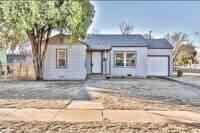Building Photo - 1923 39th St