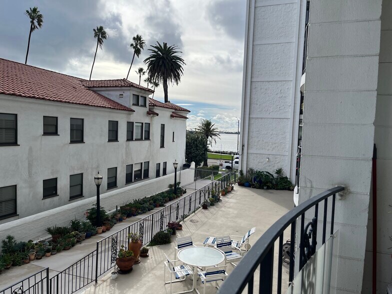 Building Photo - 2601 E Ocean Blvd