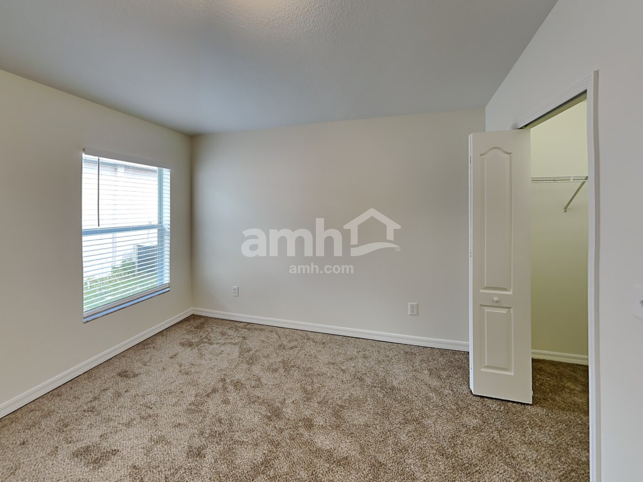 Building Photo - 12806 Adventure Dr