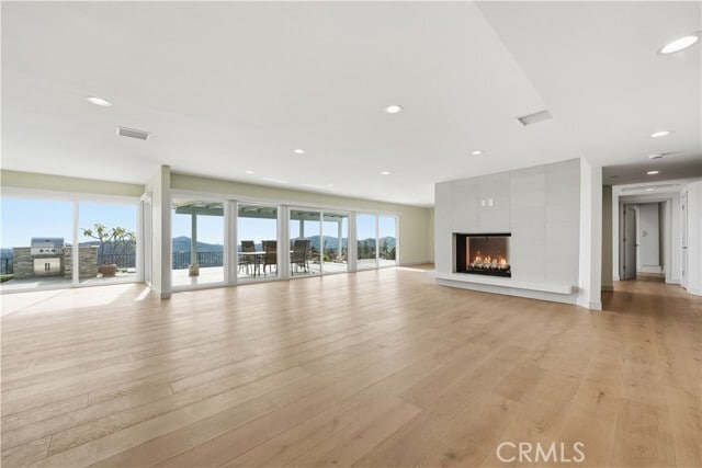 Building Photo - 5527 Burning Tree Dr