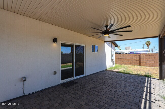 Building Photo - 2651 N 71st Pl
