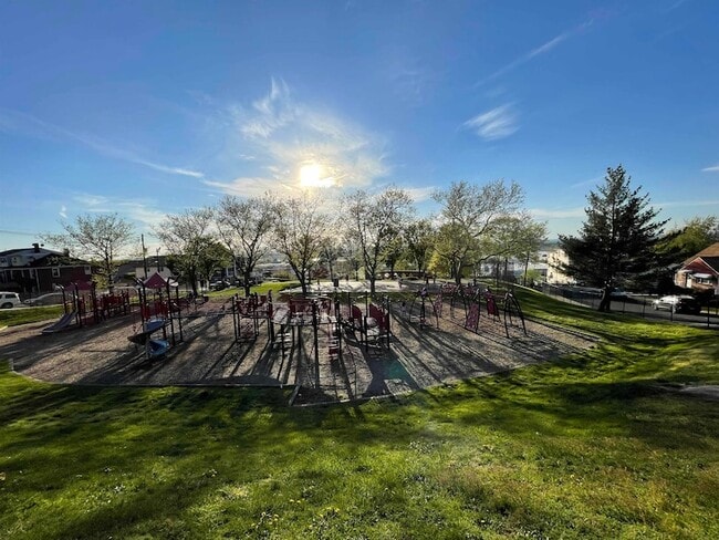 Building Photo - 8421 Bergenline Ave