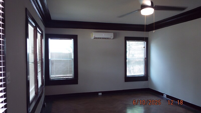 Building Photo - 1427 Schley Ave
