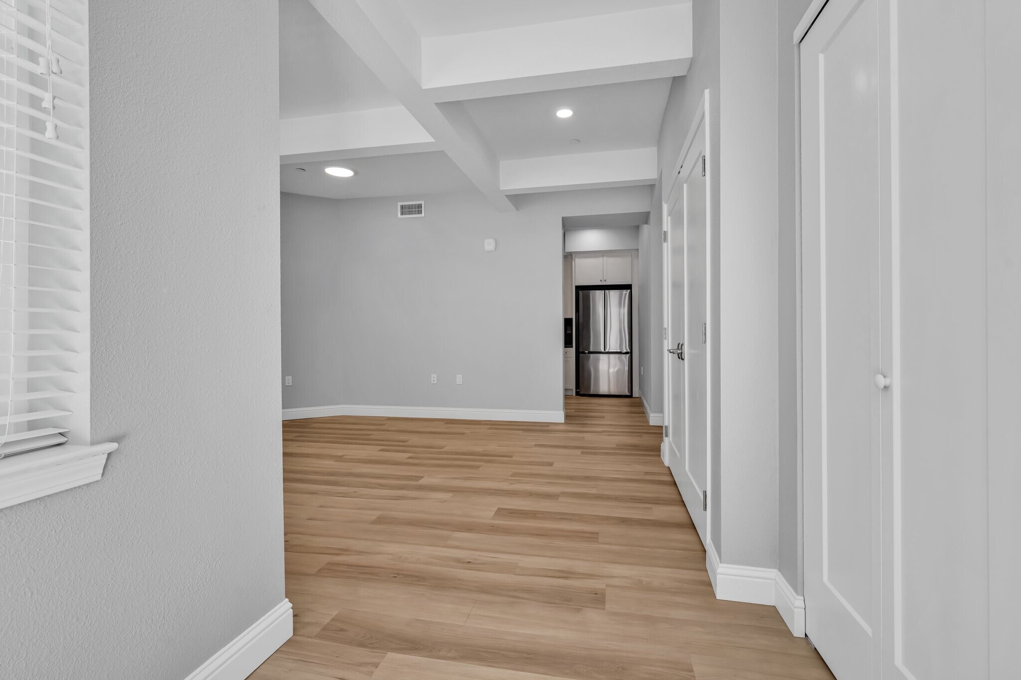 Building Photo - 2020 Dwight Way