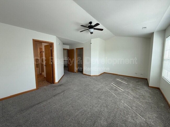 Building Photo - 1026 Turin Dr