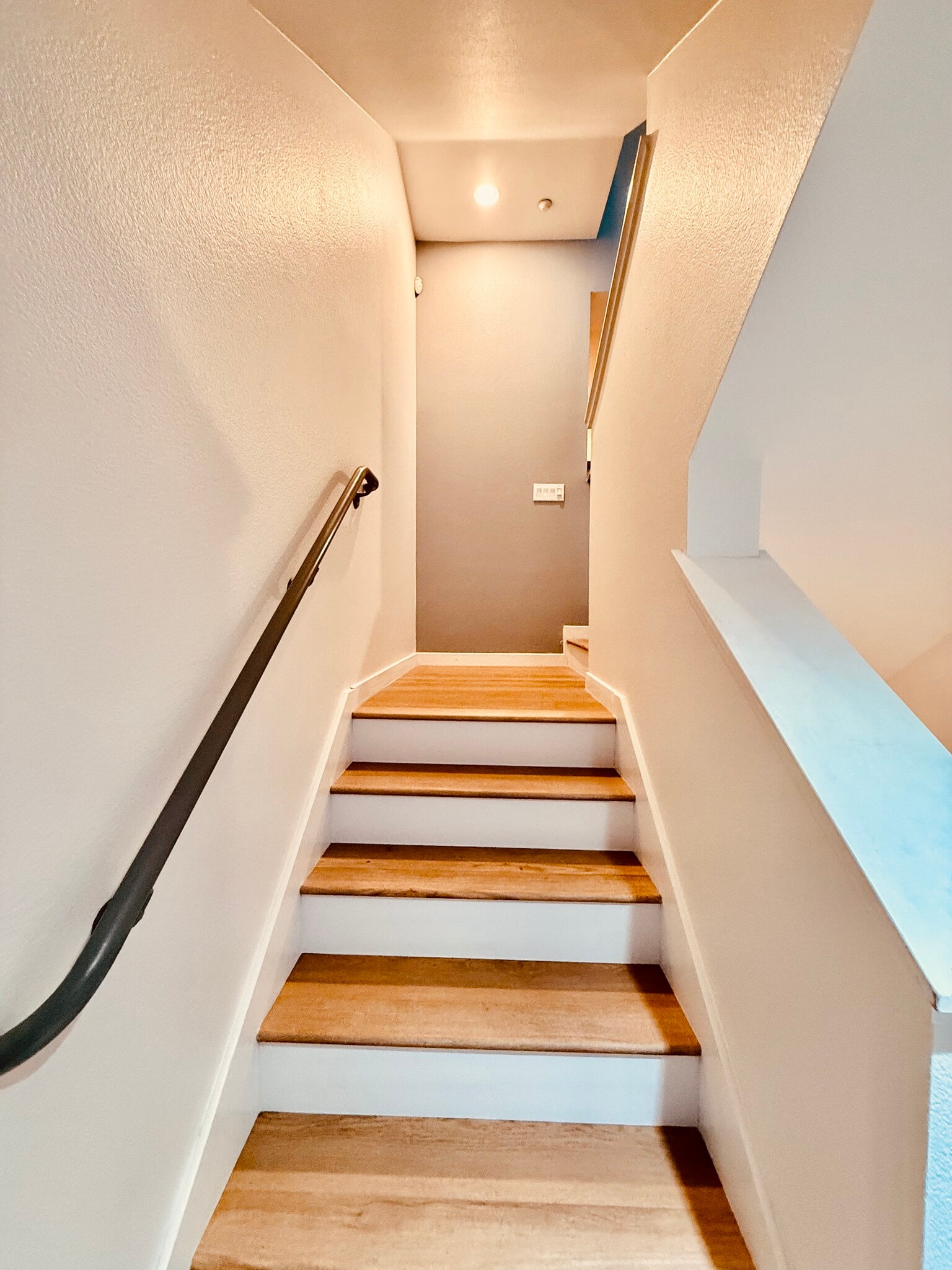 Building Photo - 2869 Regatta Dr