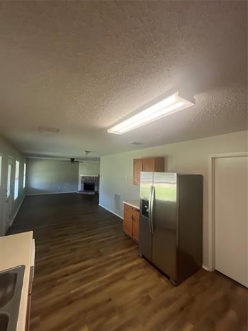 Building Photo - 4256 Meadowknoll Dr