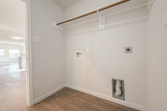 Building Photo - 17259 Quiet Song Ct