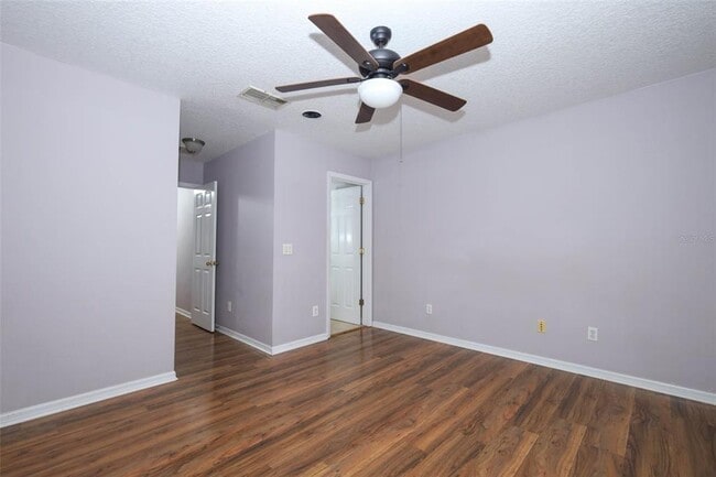 Building Photo - 15219 Starleigh Rd