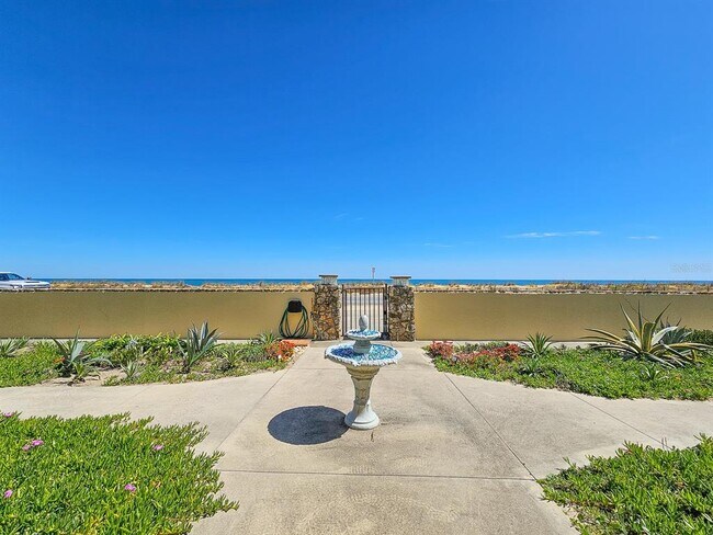 Building Photo - 2129 N Ocean Shore Blvd