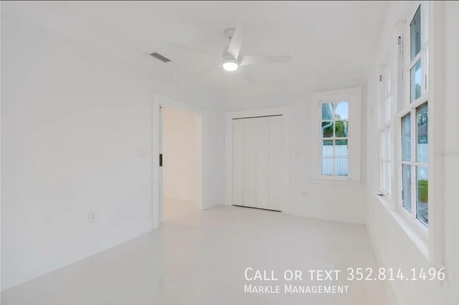Building Photo - 5240 Alleman Dr