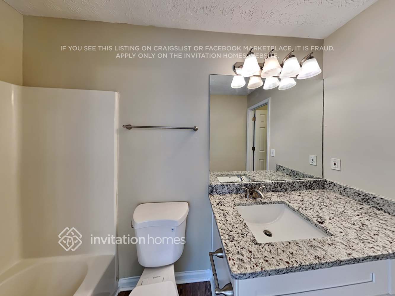 Building Photo - 521 Stanford Pl