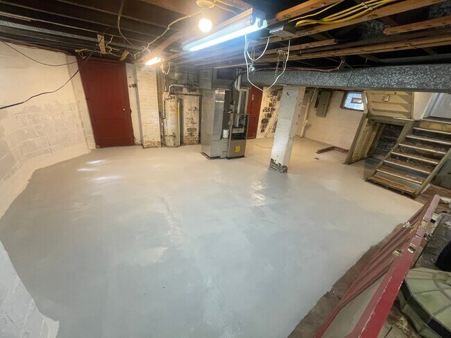 Building Photo - 377 Lawson Ave