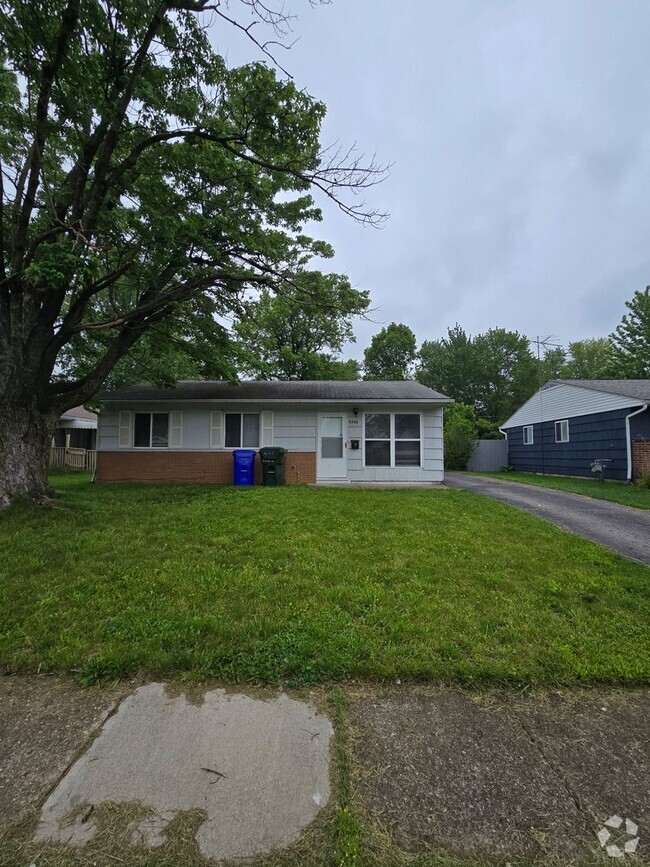 Building Photo - 3 BEDROOM SINGLE FAMILY